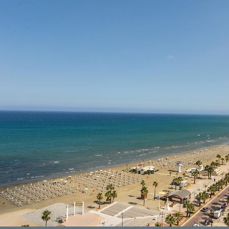 Elena Court Apt 401 Apartment Larnaca Ngoại thất bức ảnh