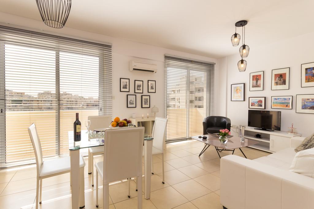 Elena Court Apt 401 Apartment Larnaca Ngoại thất bức ảnh