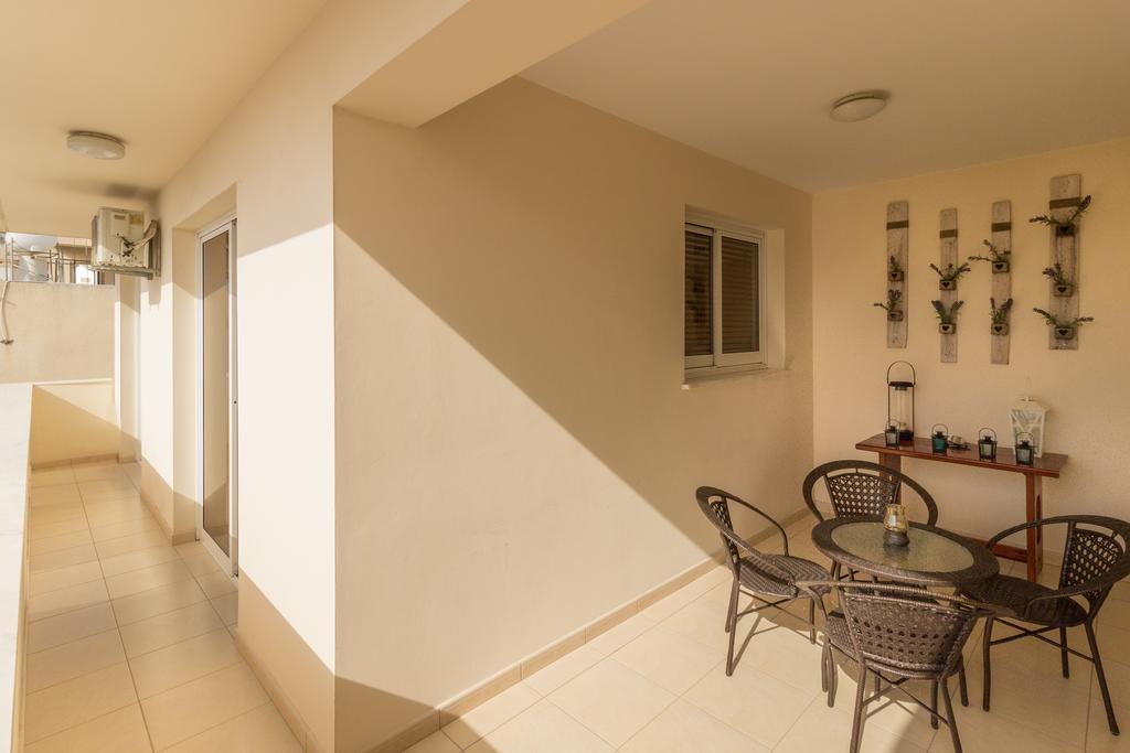 Elena Court Apt 401 Apartment Larnaca Ngoại thất bức ảnh